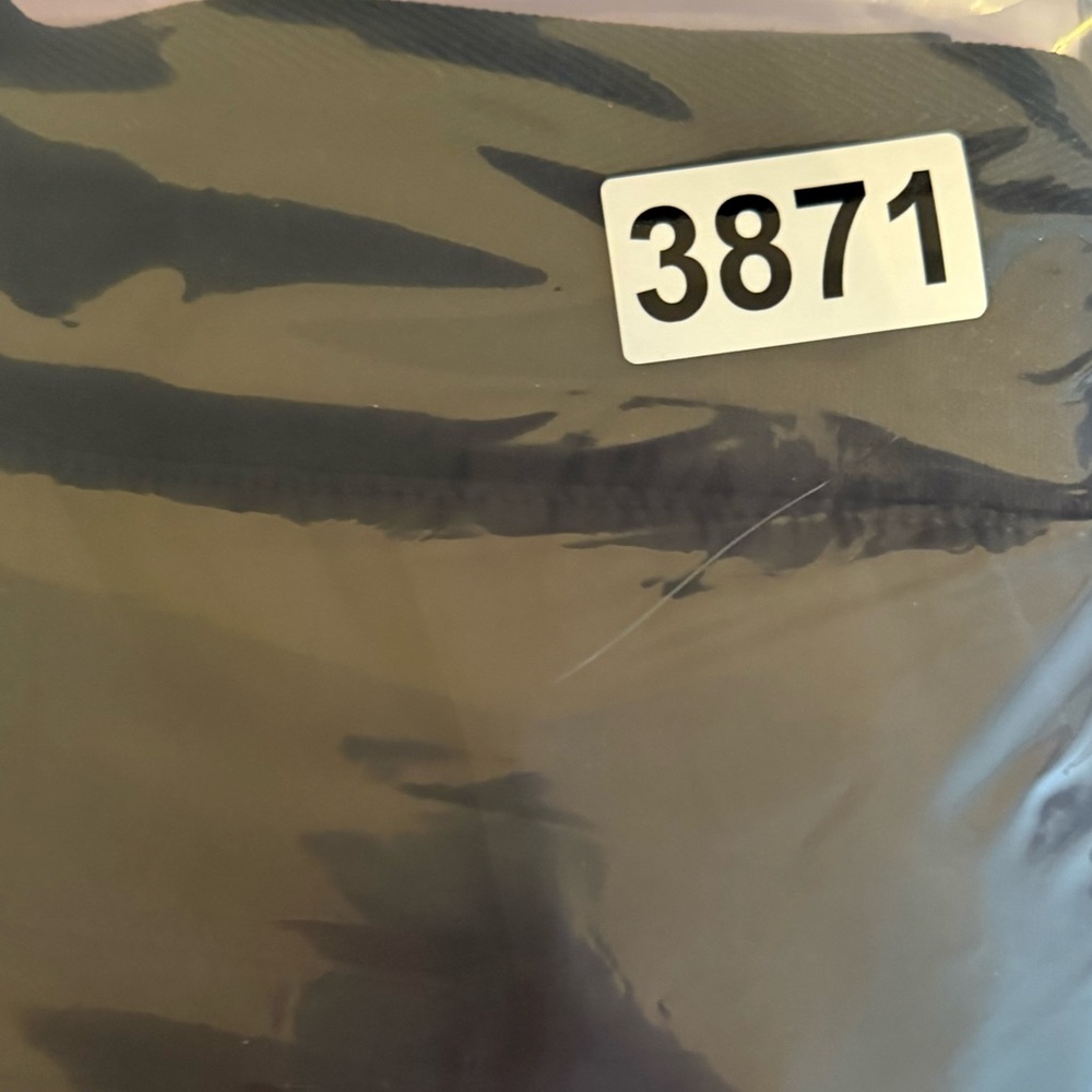 Athleta Endless High Rise Cargo Pant - Picture 7 of 7
